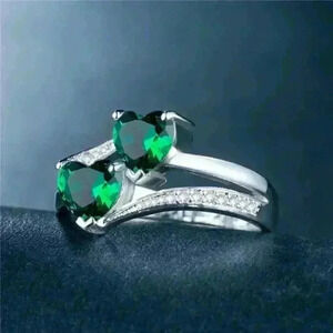 🎀925 Silver Plated Green Heart Cut Emerald Exquisite Ring, GPMB1527
